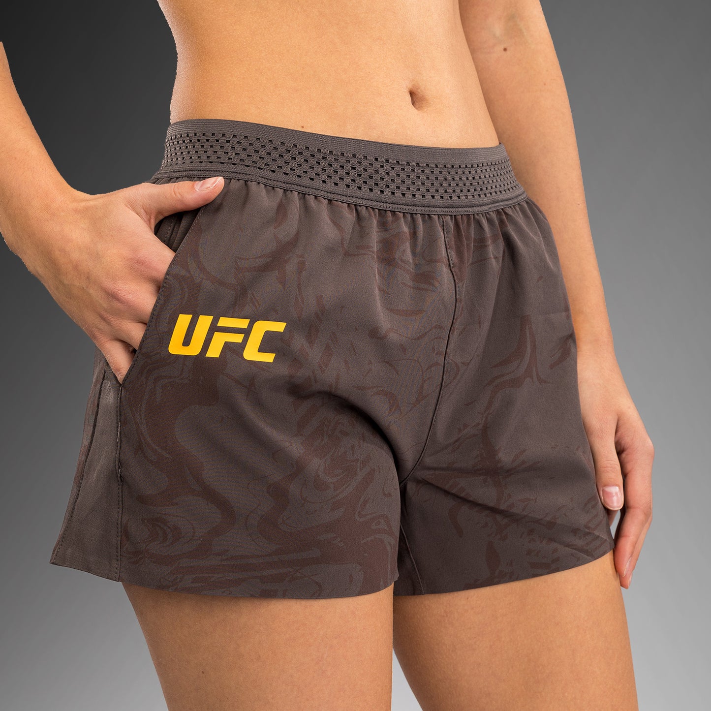 UFC Fusion by Venum Fight Week 여성용 퍼포먼스 쇼츠 – 어던 브라운