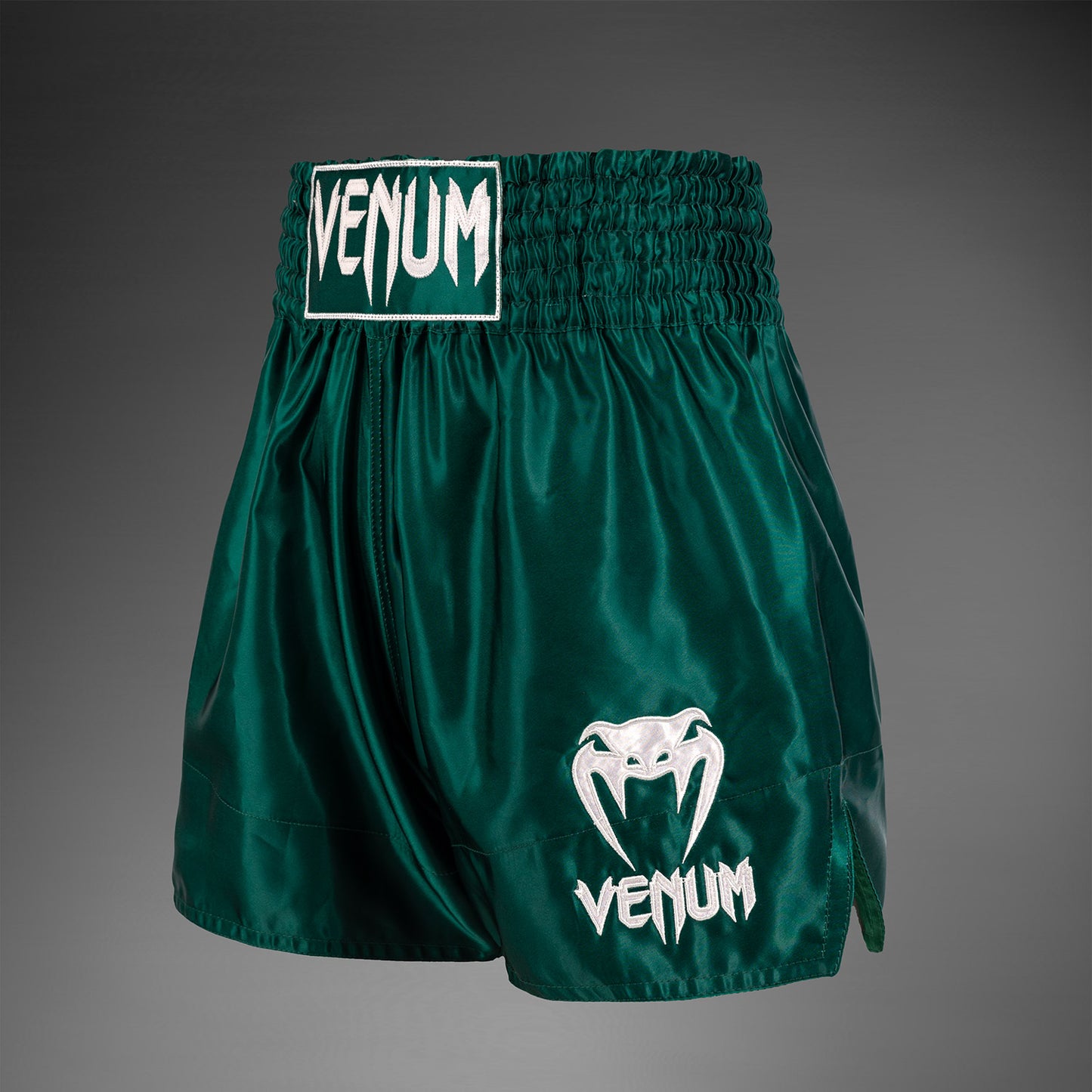 Venum Classic 무에타이 쇼츠 – 포레스트 그린