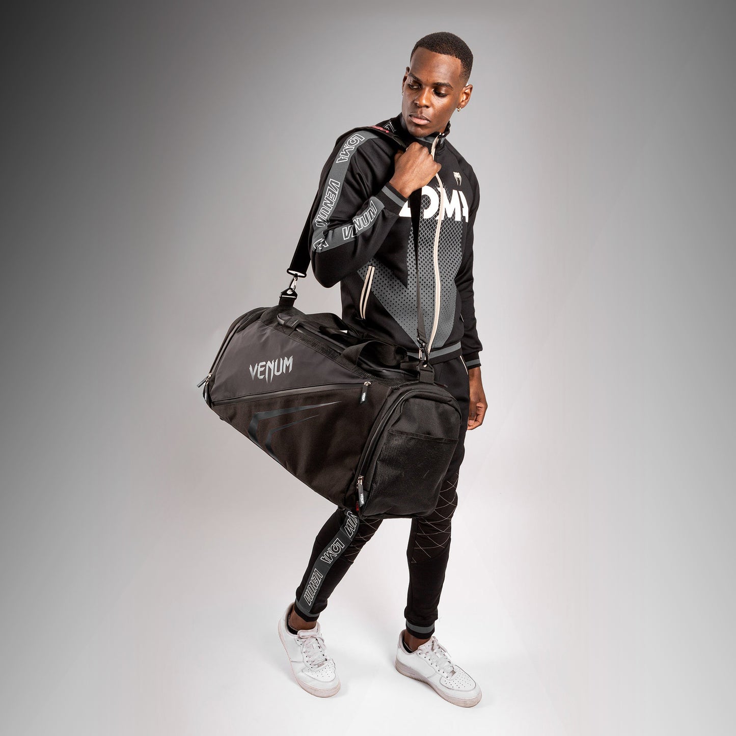 Venum Trainer Lite Evo 스포츠백 (48L)