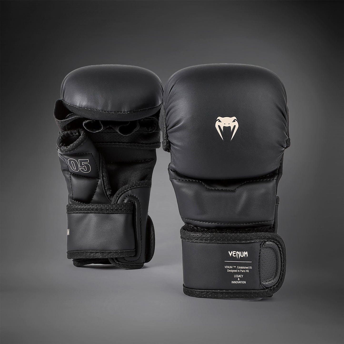 Venum Impact Evo 스파링 MMA 글러브 – 블랙