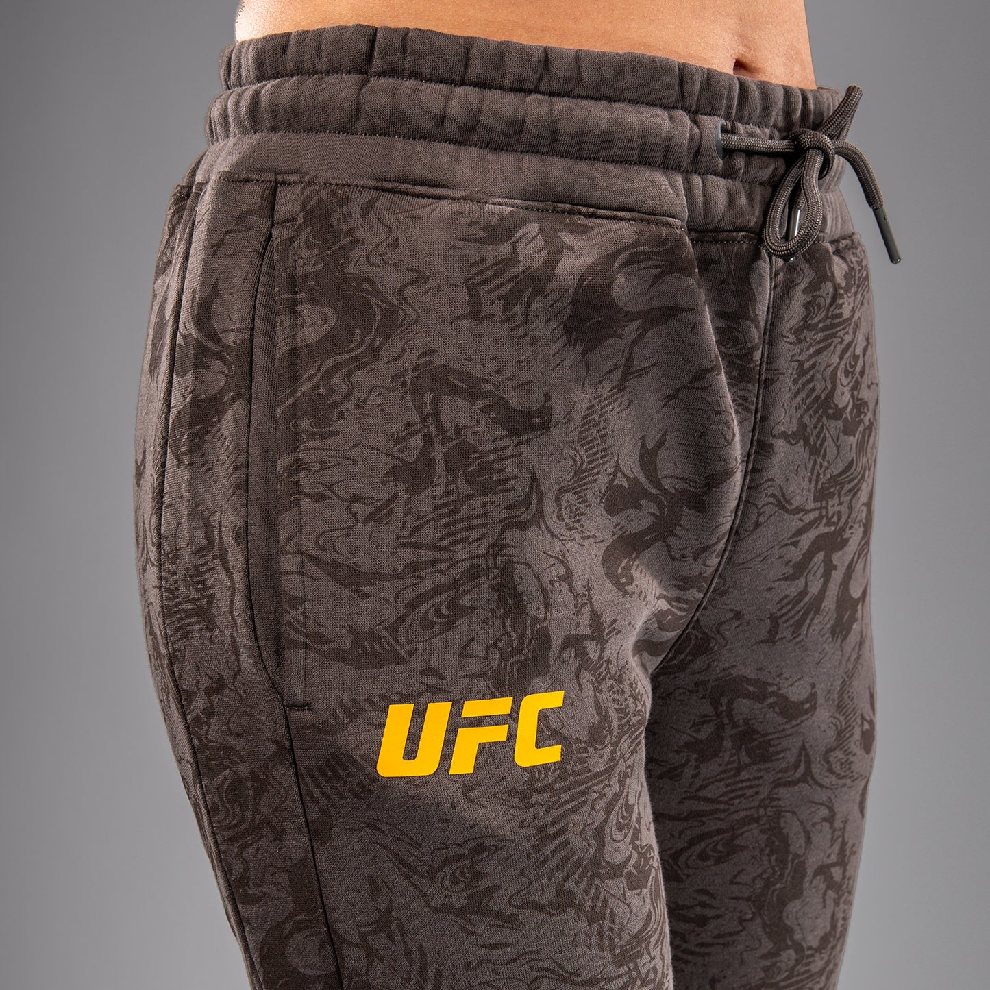 UFC Fusion by Venum Fight Week 여성용 코튼 팬츠 – 어던 브라운