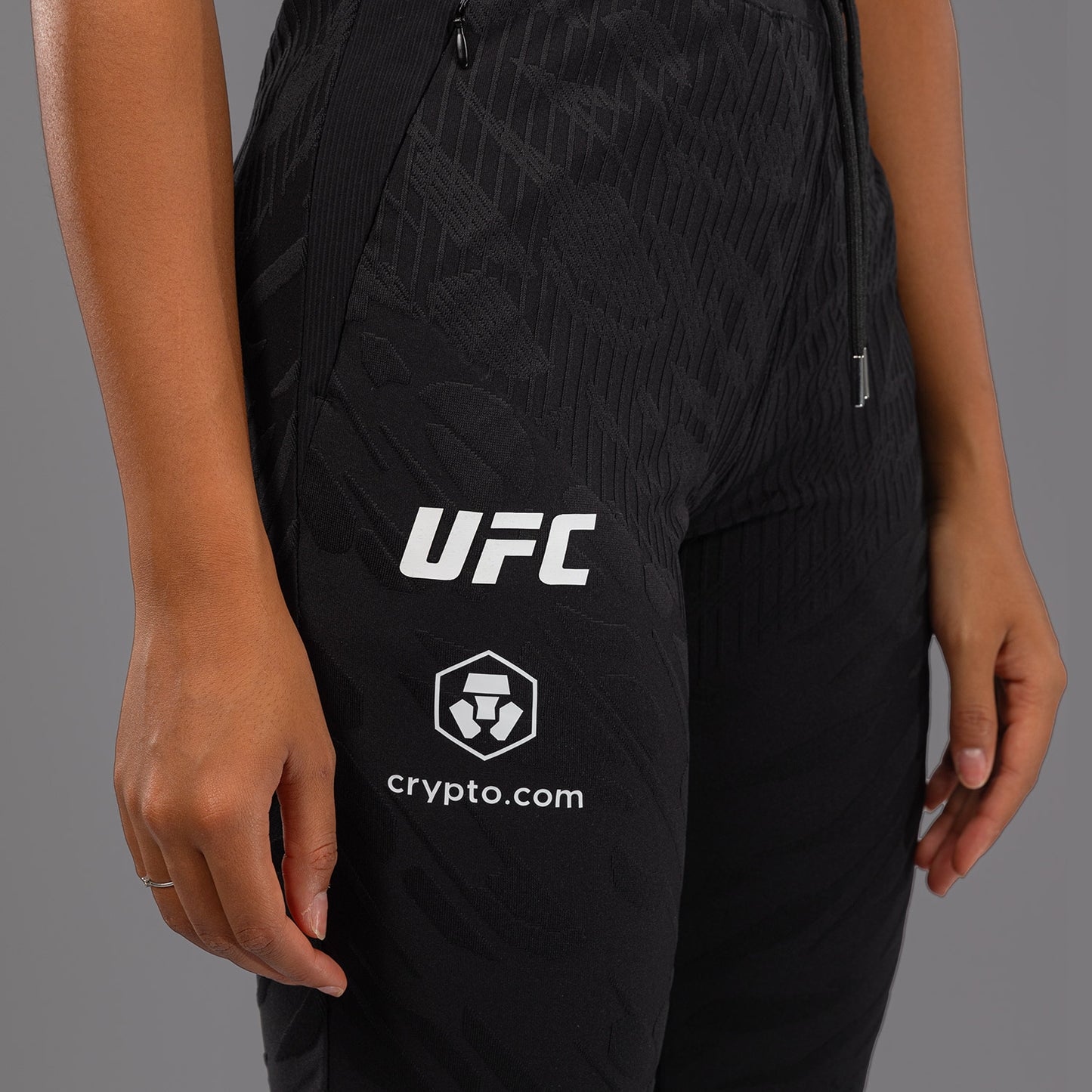 UFC Fusion by Venum Authentic Fight Night 여성용 워크아웃 팬츠 – 블랙