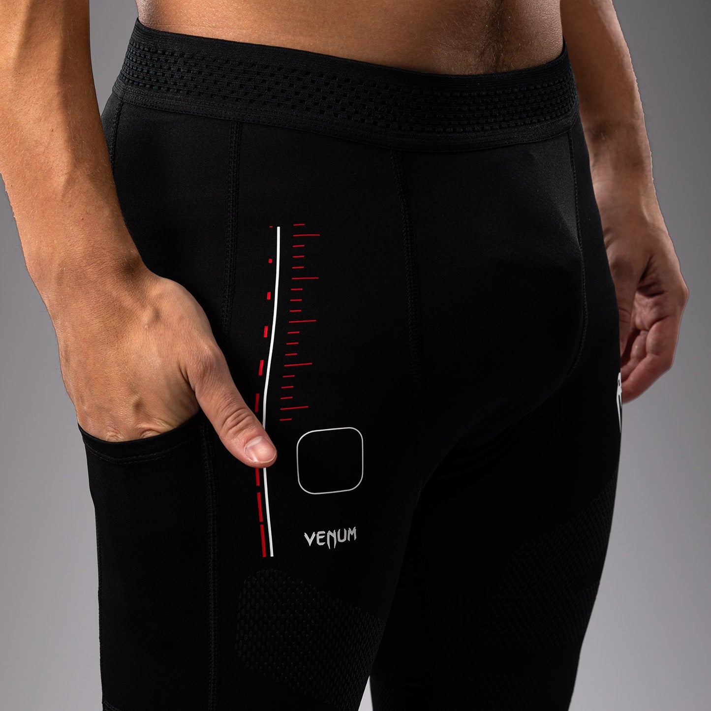 Venum Tactical XT 스패츠 – 블랙/파이어 레드