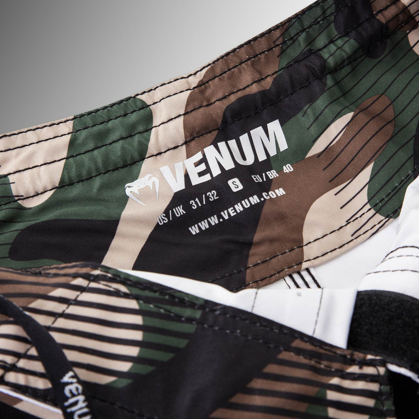 Venum Camo Hero 파이트 쇼츠 – 그린/브라운