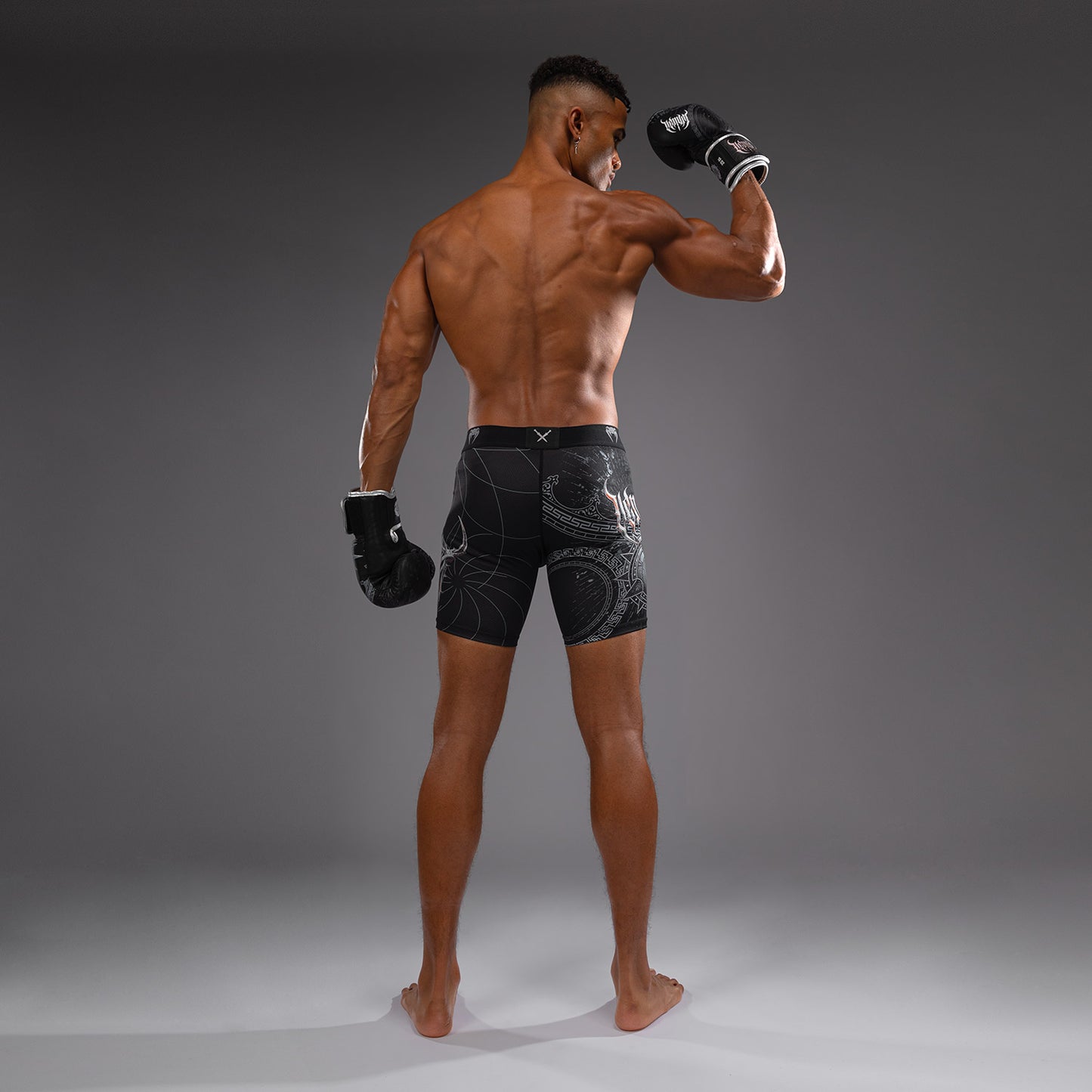Venum Gladiator 5.0 남성용 발리 투도 쇼츠 – 블랙/실버