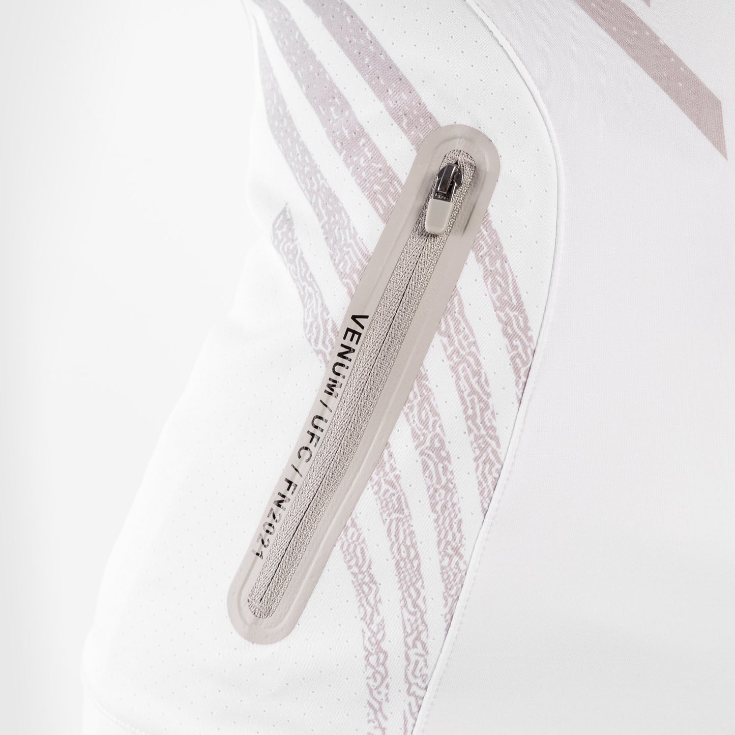 UFC Venum Authentic Fight Night 여성용 워크아웃 후디 – 화이트