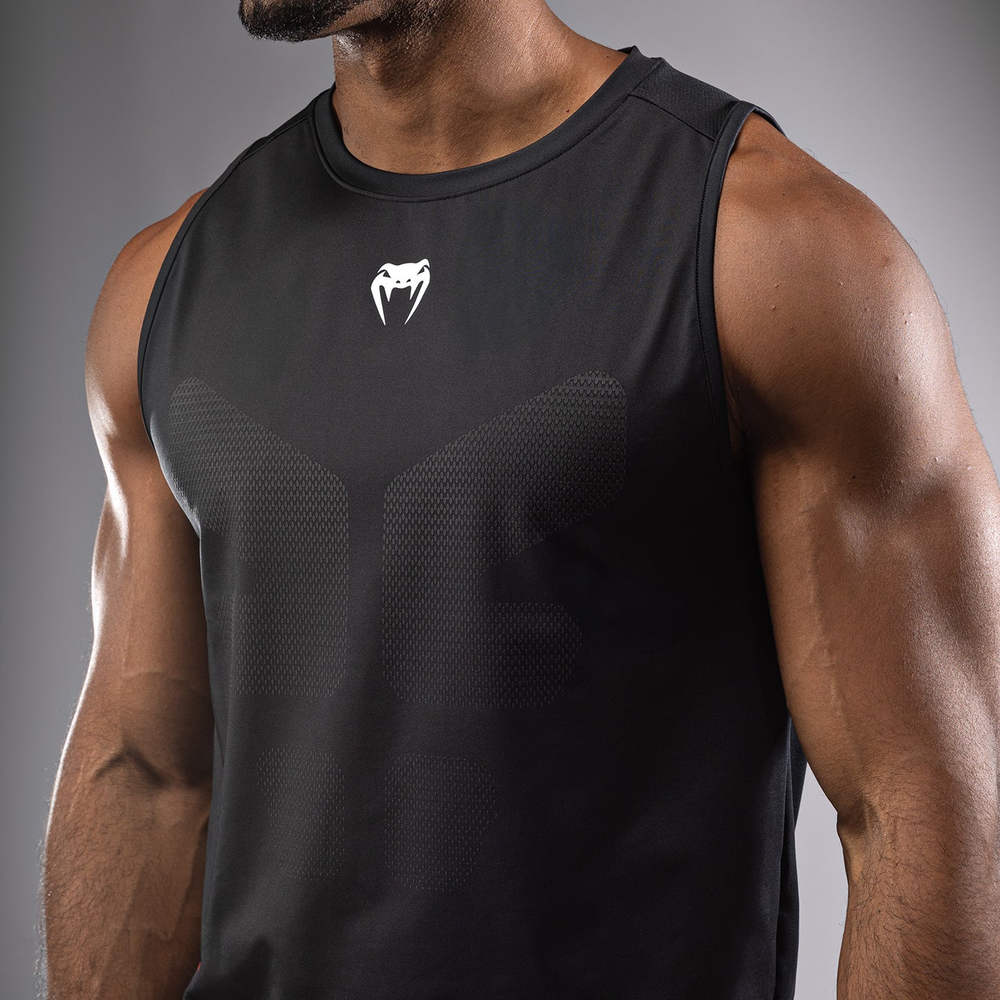 Venum Tactical XT 남성용 드라이 테크 탱크탑 – 블랙/파이어 레드