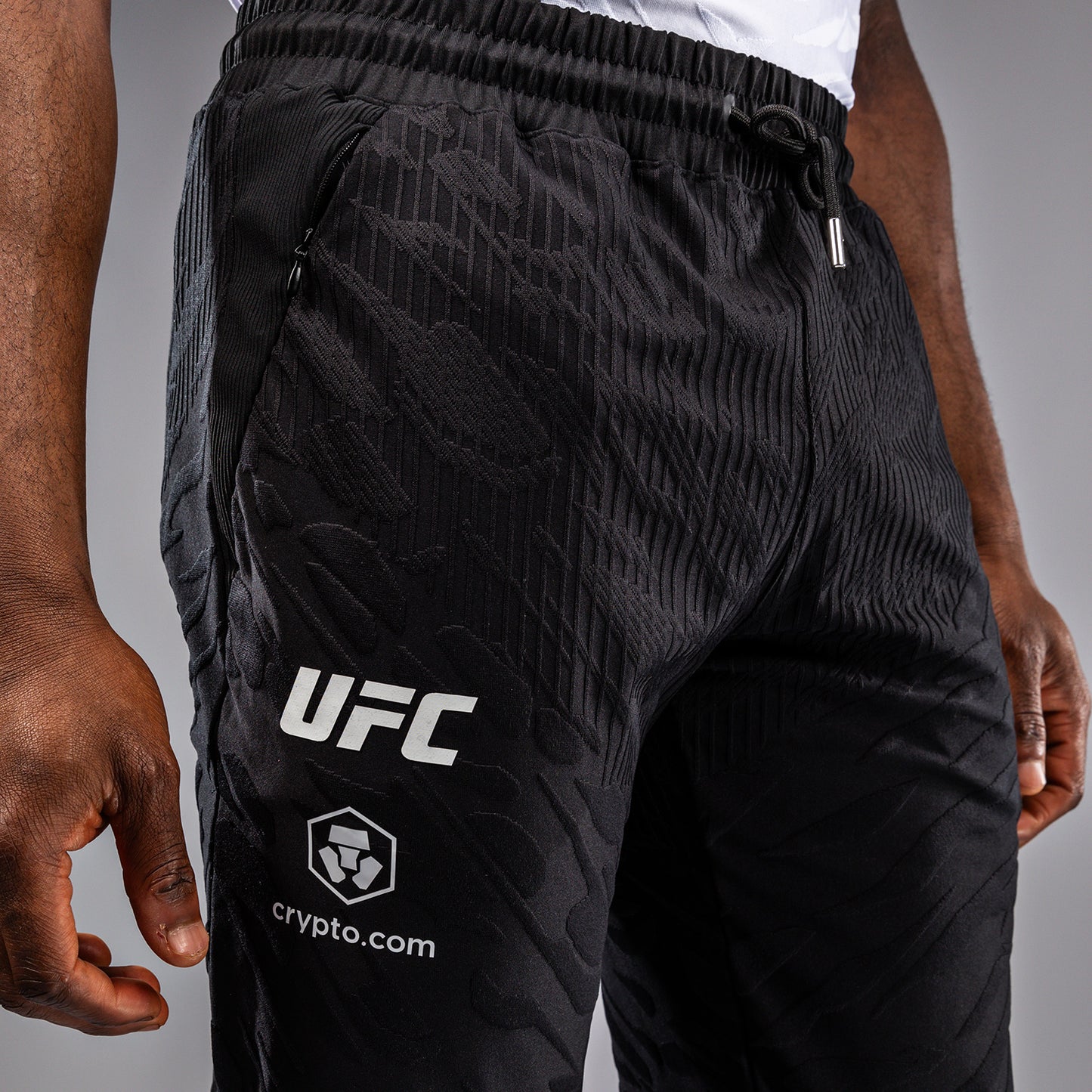 UFC Fusion by Venum Authentic Fight Night 남성용 워크아웃 팬츠 – 블랙
