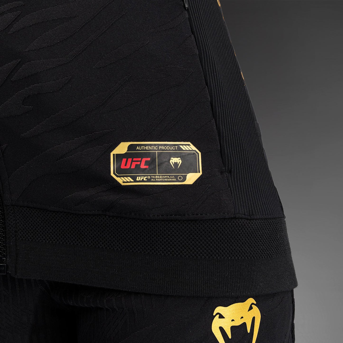 UFC Fusion by Venum Authentic Fight Night 여성용 워크아웃 후디 – 챔피언
