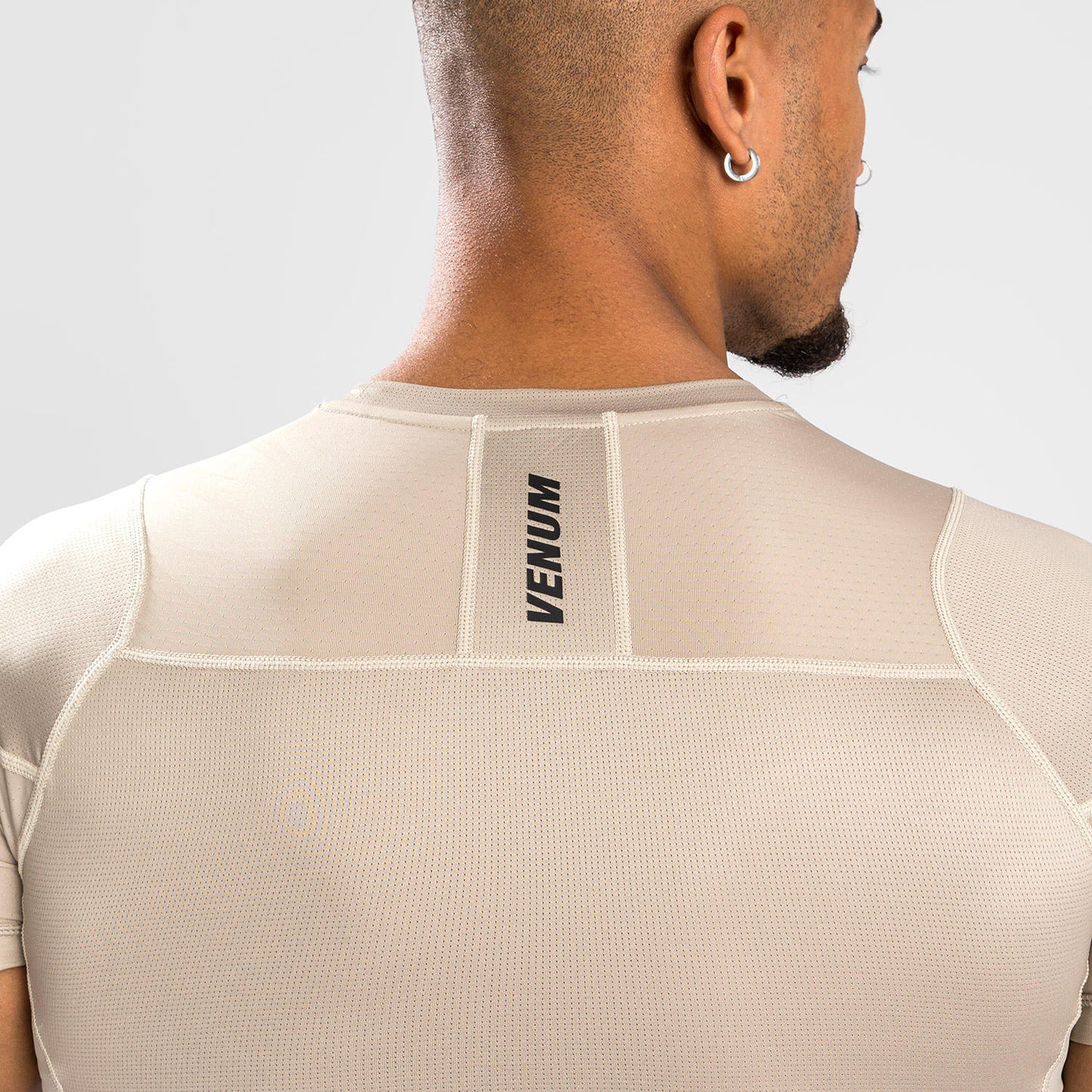 Venum G-Fit Air 래쉬가드 반팔 – 샌드