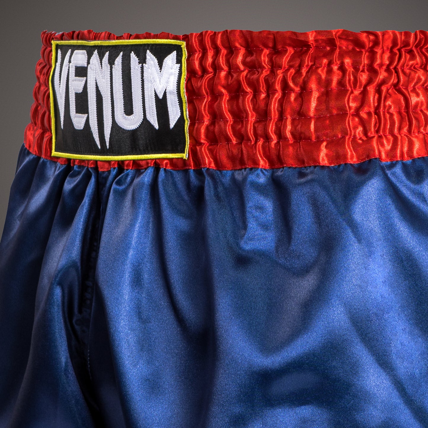 Venum Classic 무에타이 쇼츠 – 블루/레드/화이트
