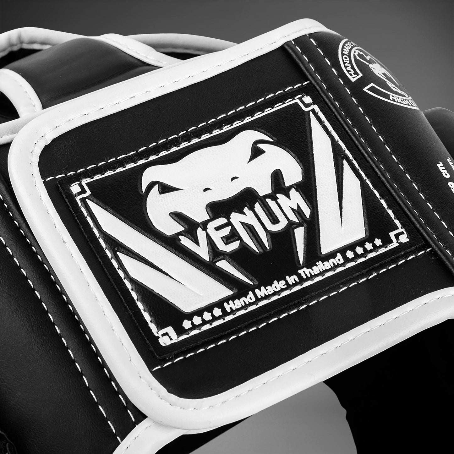 Venum Elite 헤드기어 - 블랙/화이트
