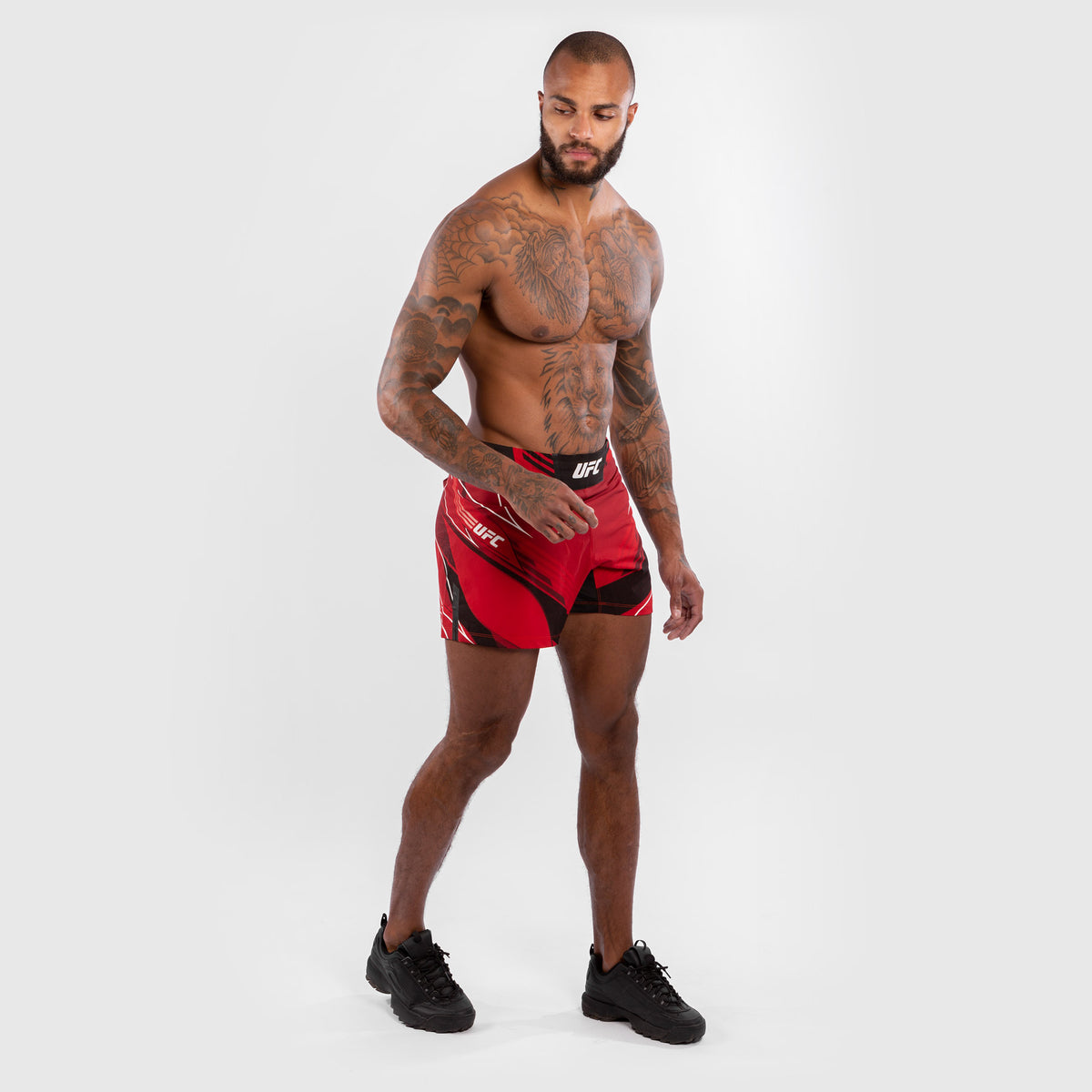 Venum UFC Authentic Fight Night 남성 쇼츠 – 레드
