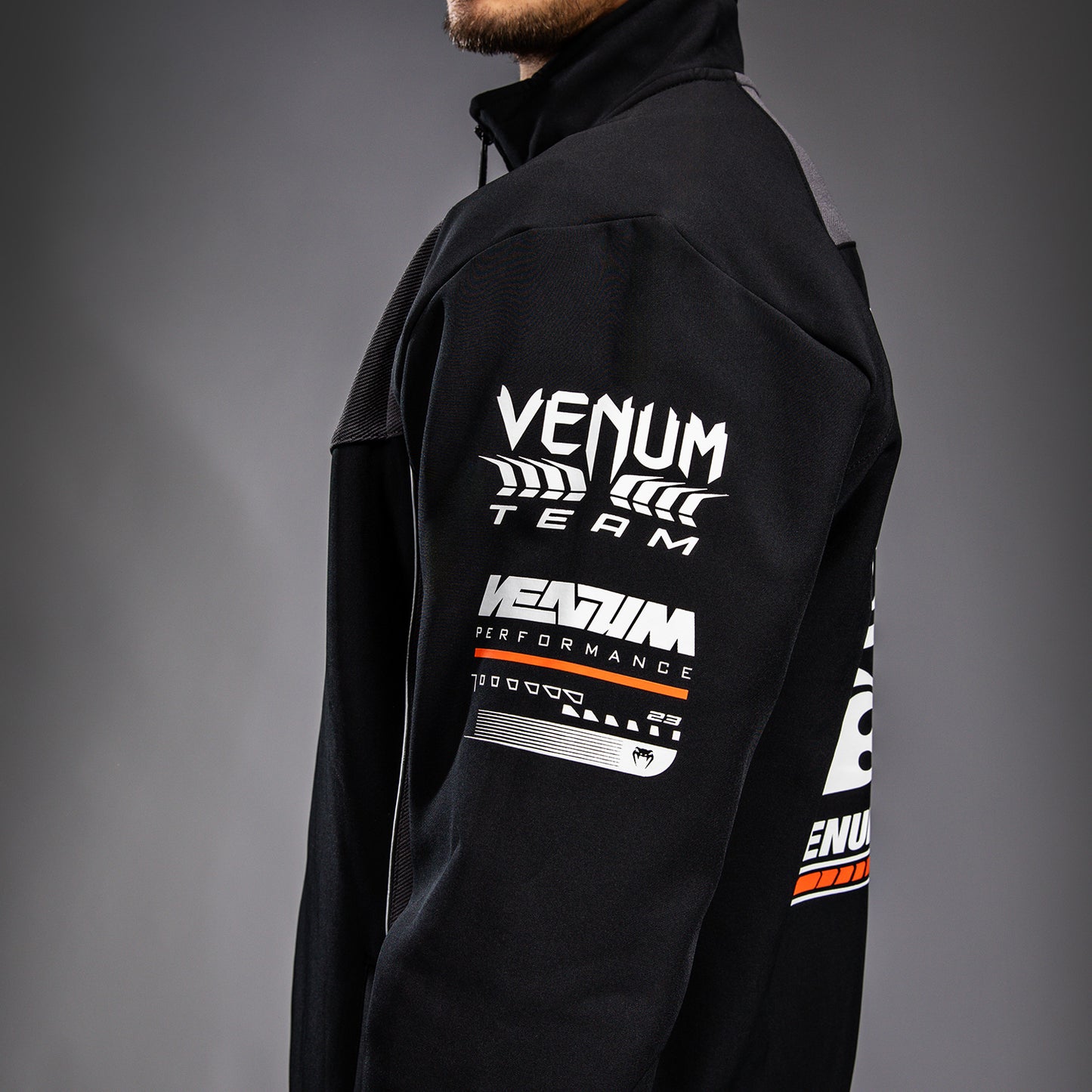 Venum Motorsport 소프트쉘 자켓 – 딥 블랙