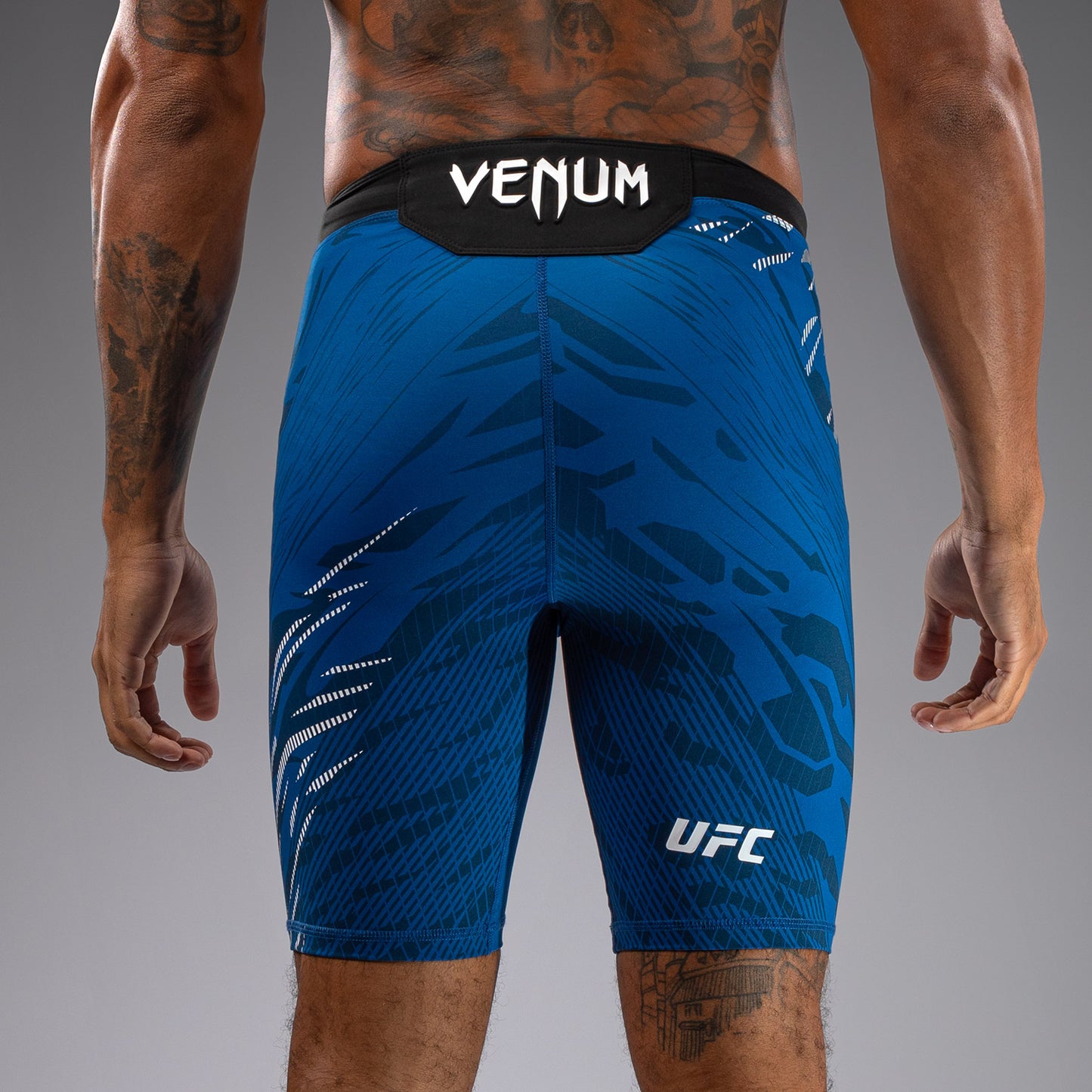 UFC Fusion by Venum Authentic Fight Night 남성용 발리 투도 쇼츠 – 블루
