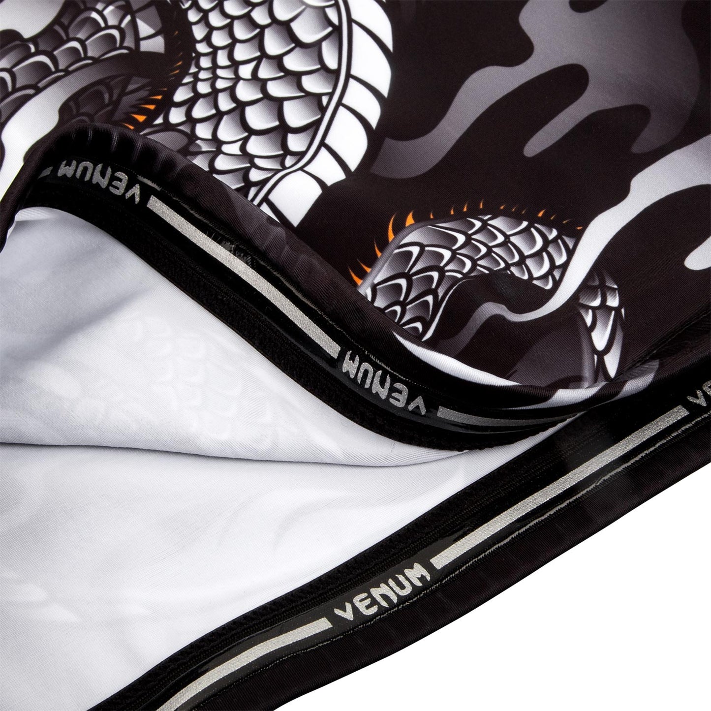 Venum Dragon's Flight Rashguard - Long Sleeves - Black/White
