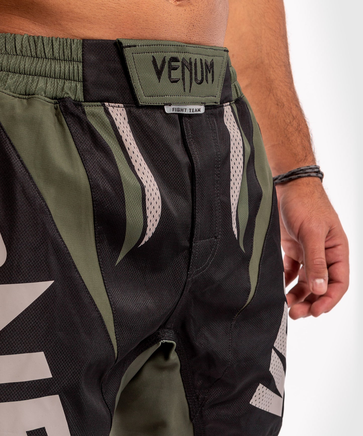 Venum ONE FC Impact Fightshorts - Black/Khaki