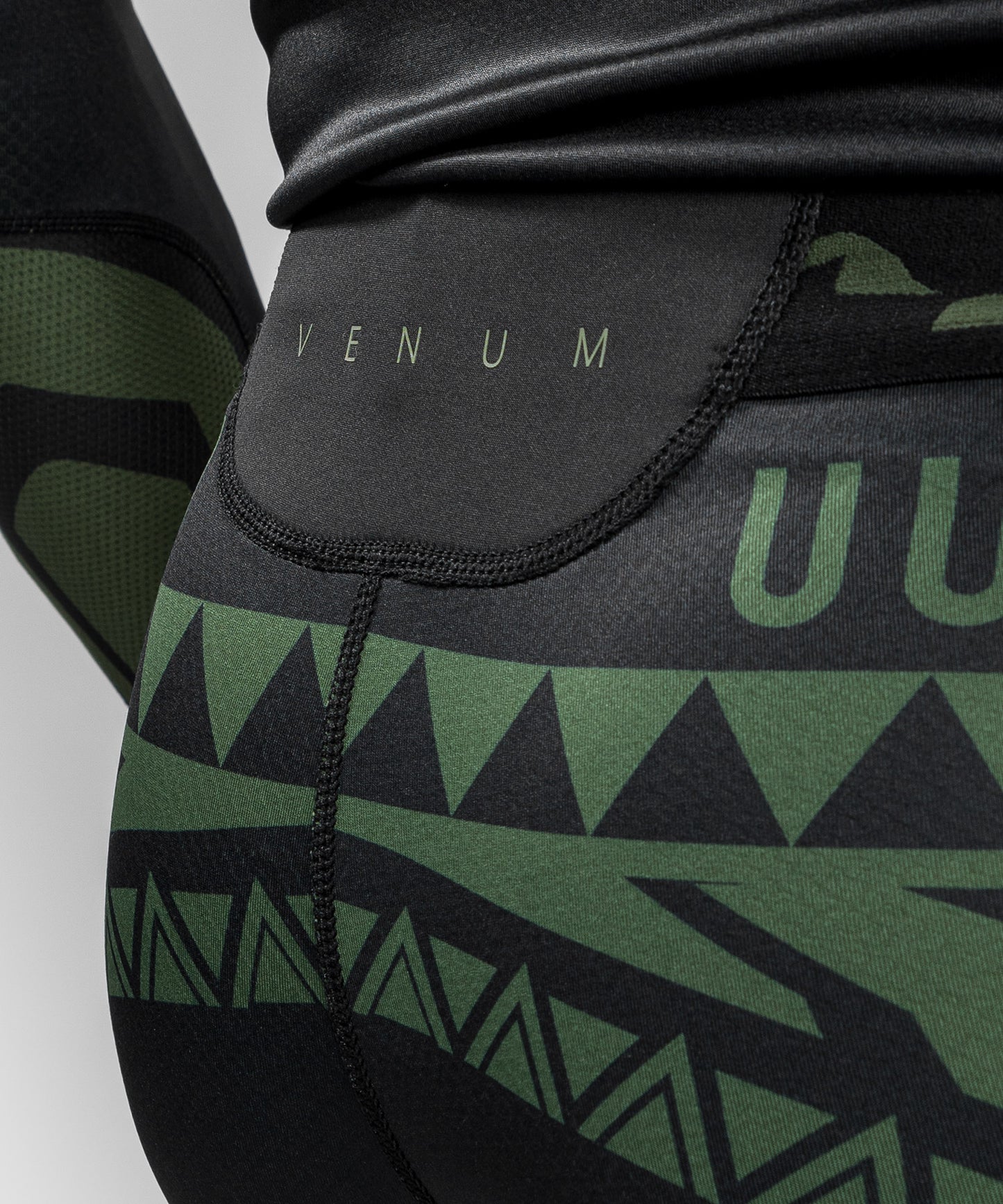 Venum Nakahi Vale Tudo Short - Black/Khaki
