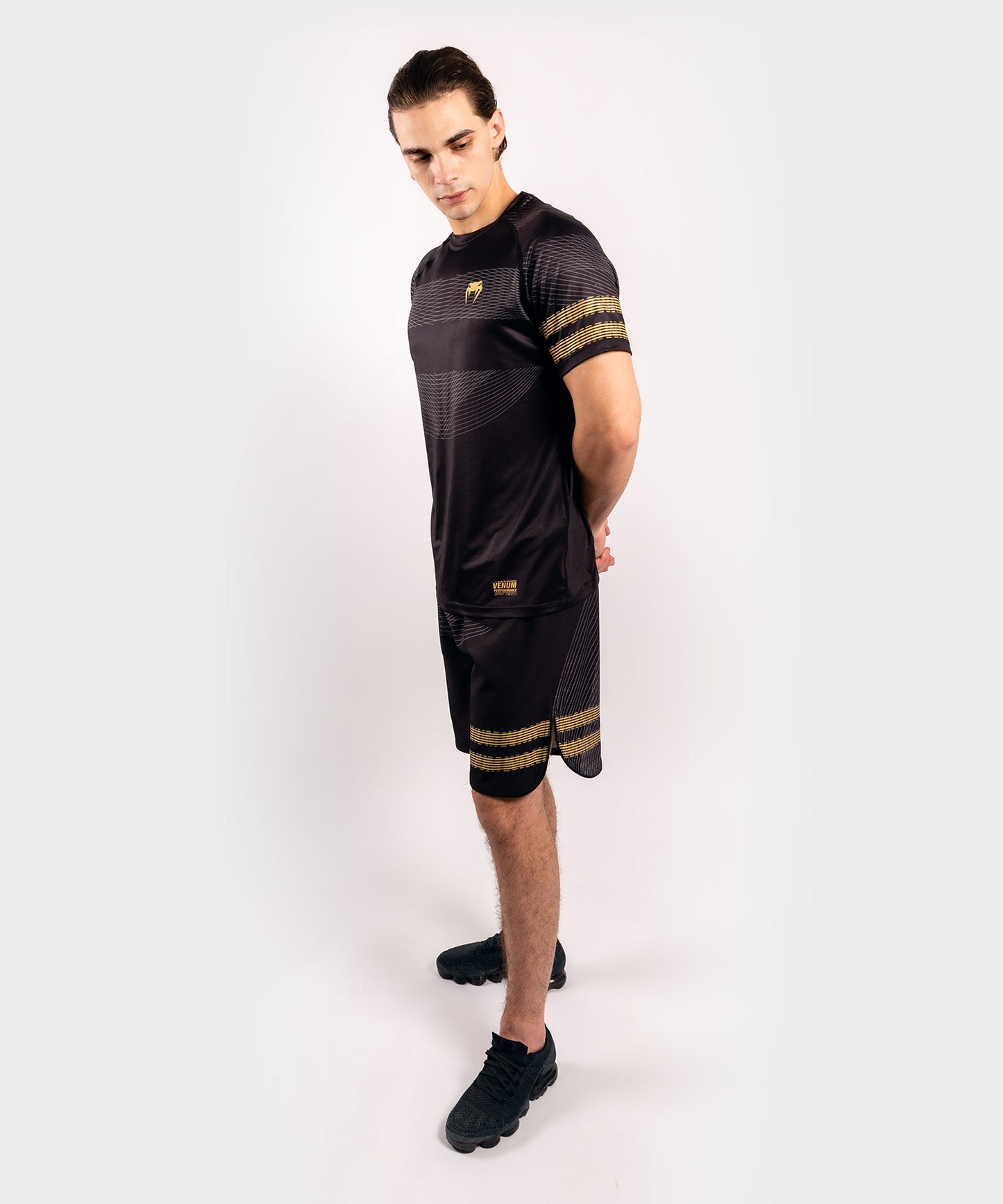 Venum Club 182 Dry Tech T-shirt - Black/Gold