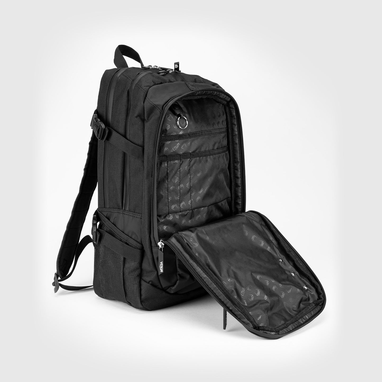 Venum Challenger Pro Evo 백팩 (20-25L) – 블랙
