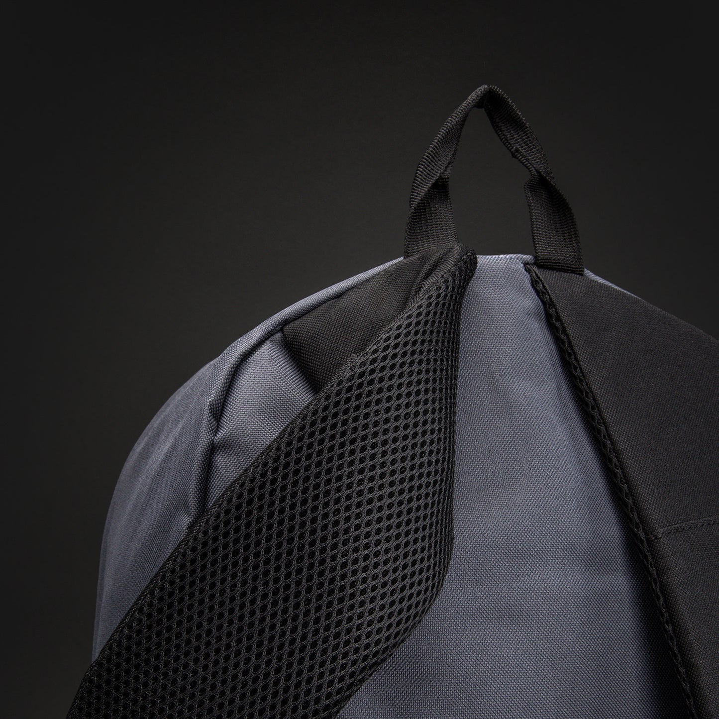 Venum Essential 스포츠 백 (24L) - 그레이/블랙