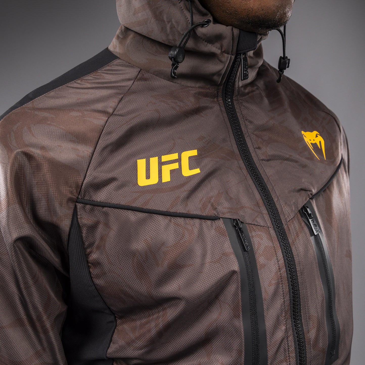 UFC Fusion by Venum Fight Week 남성용 집업 후드티 – 어스틴 브라운