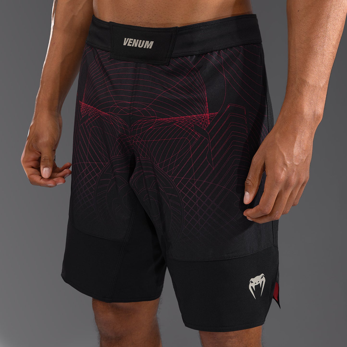 Venum G-Fit Air 남성용 파이트 쇼츠 – 딥 블랙/파이어 레드