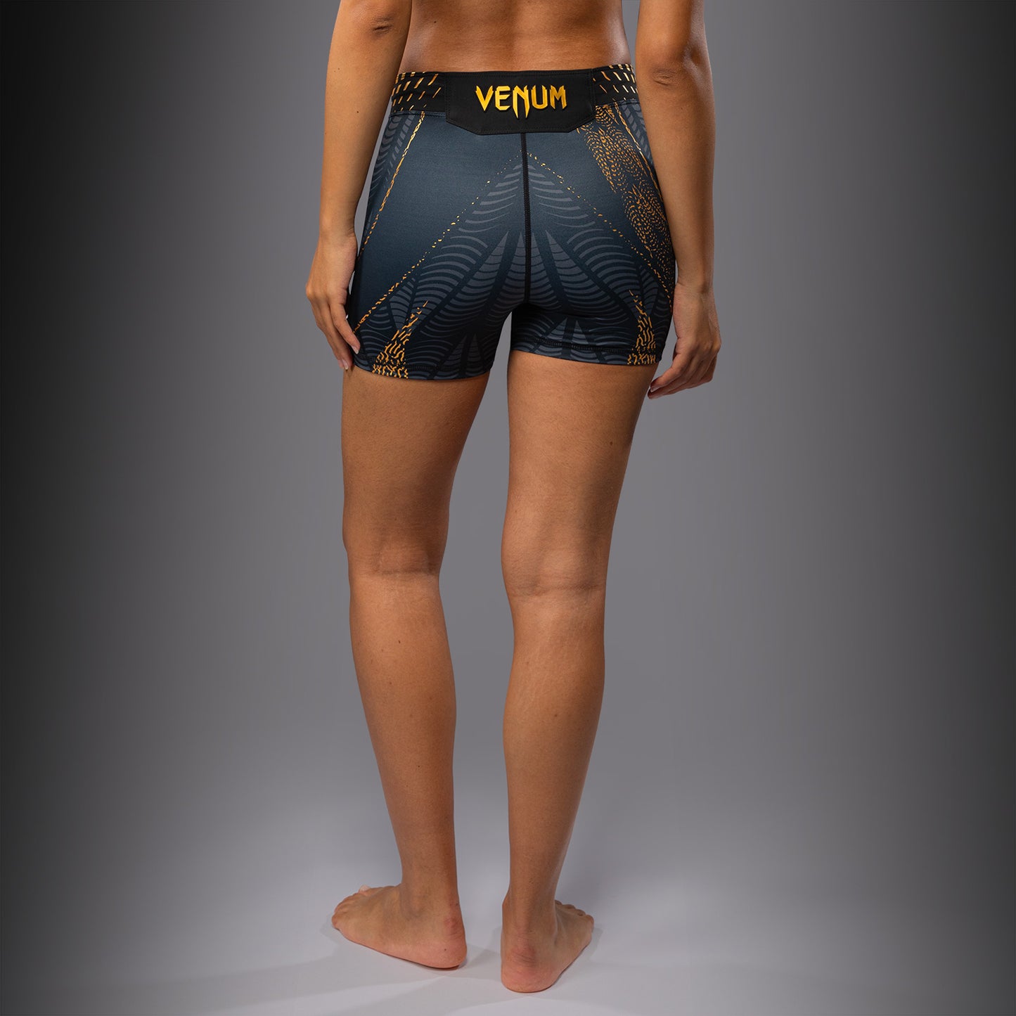 Women's UFC Zenith by Venum Champion 오센틱 쇼트 핏 발리 투도 쇼츠