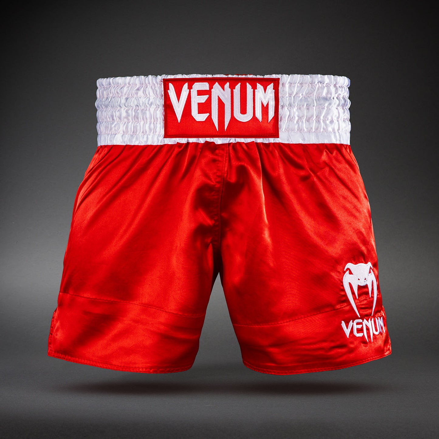 Venum Classic 무에타이 쇼츠 – 레드