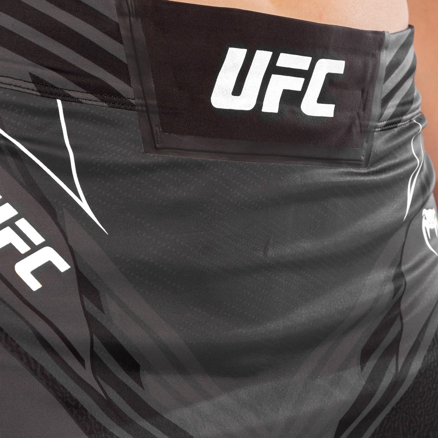 UFC Venum Authentic Fight Night 여성용 스커트 – 블랙