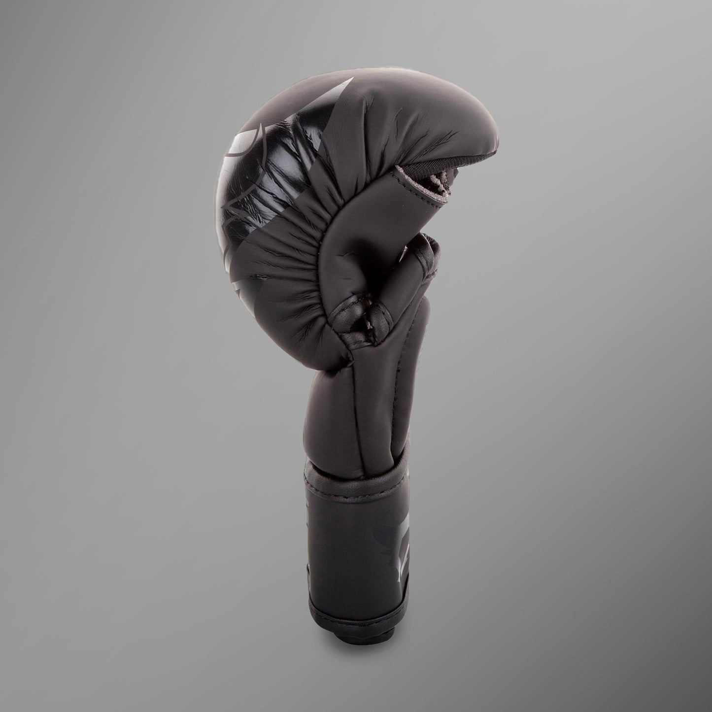 Ringhorns Charger by Venum Sparring Gloves - Black/Black