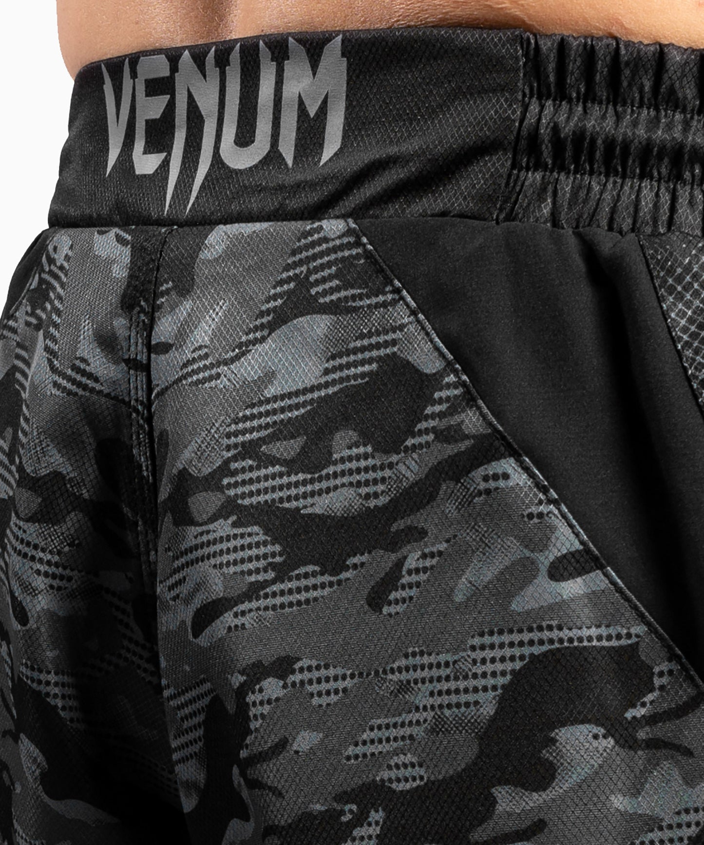 Venum Defender Fightshort - Dark camo