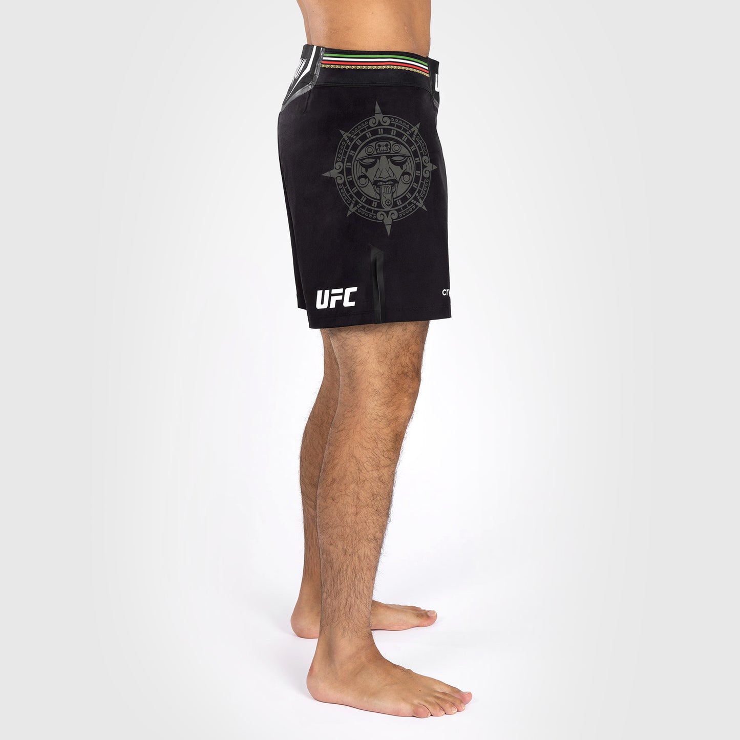 Noche UFC by Venum Authentic Fight Night 남성용 파이트 쇼츠 – 숏 핏 – 블랙