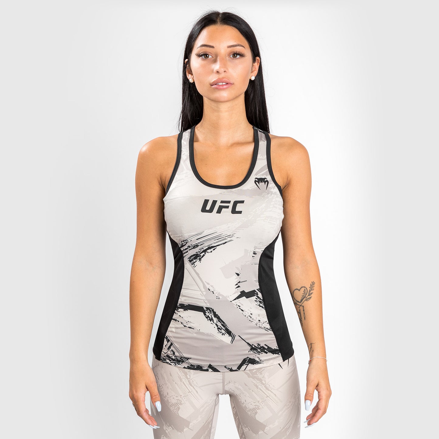 UFC Venum Authentic Fight Week 여성용 2.0 퍼포먼스 탱크탑 – 샌드/블랙