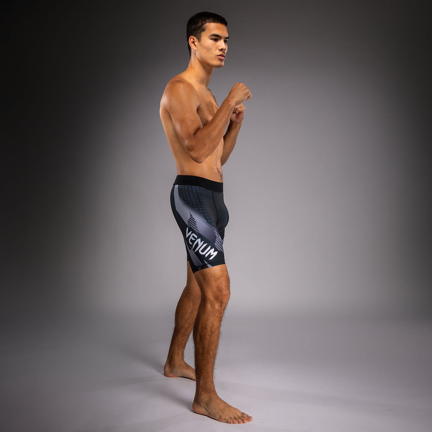 NO-GI 6.0 발리 투도 쇼츠 – 블랙/화이트