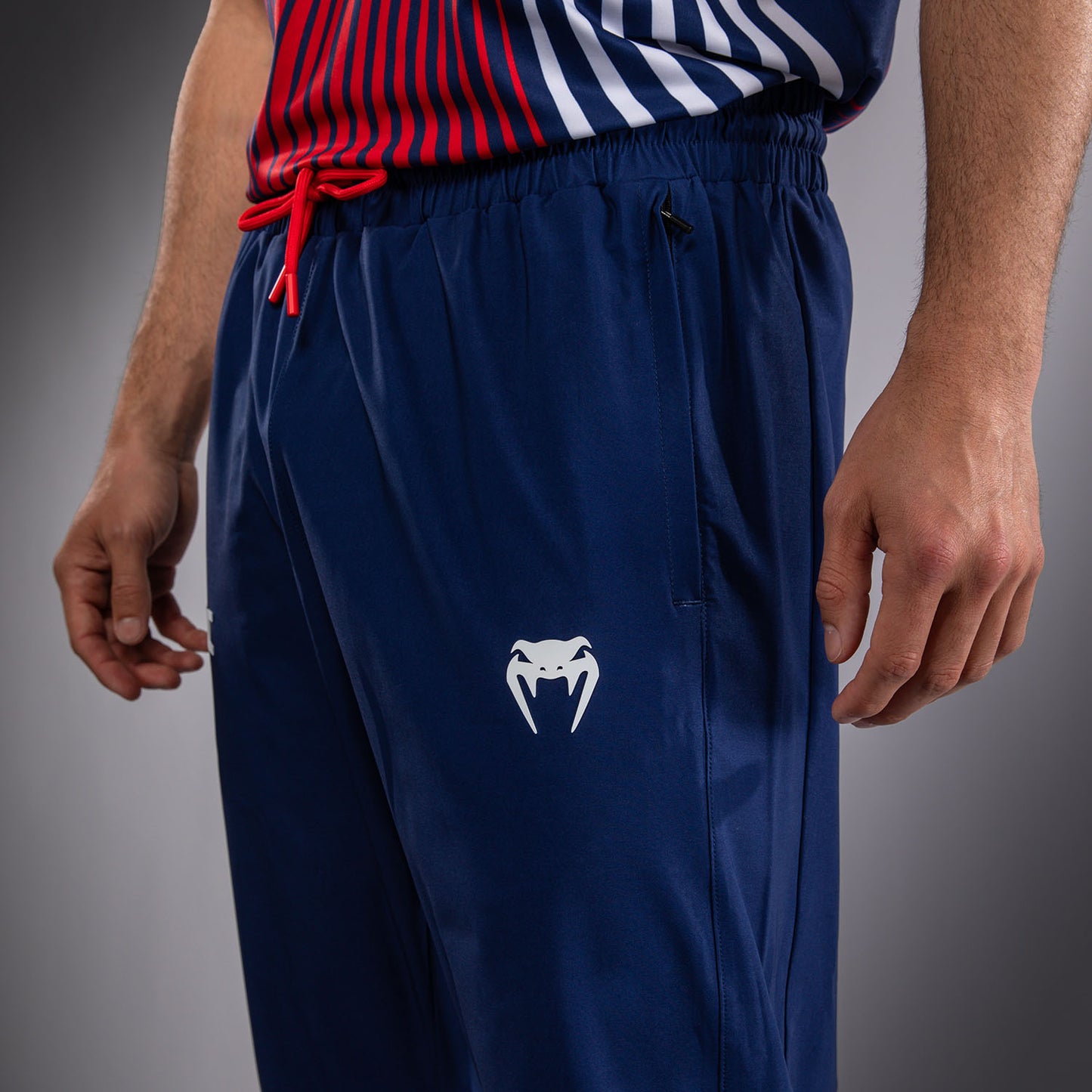 Official UFC Freedom 250 by Venum 남성용 Authentic Fight Night 워크아웃 팬츠 - 블루