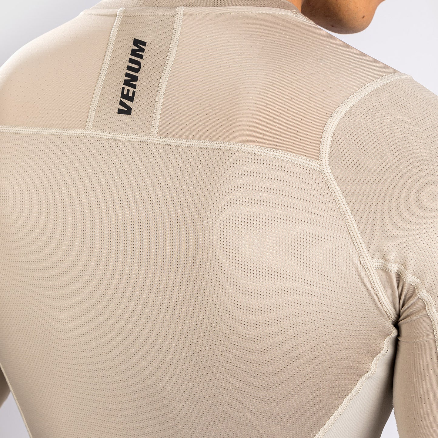 Venum G-Fit Air 래쉬가드 긴팔 – 샌드