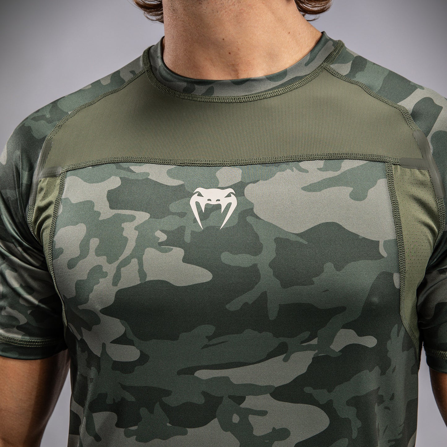 Venum G-Fit Air 남성용 드라이 테크 티셔츠 – 아미 카모