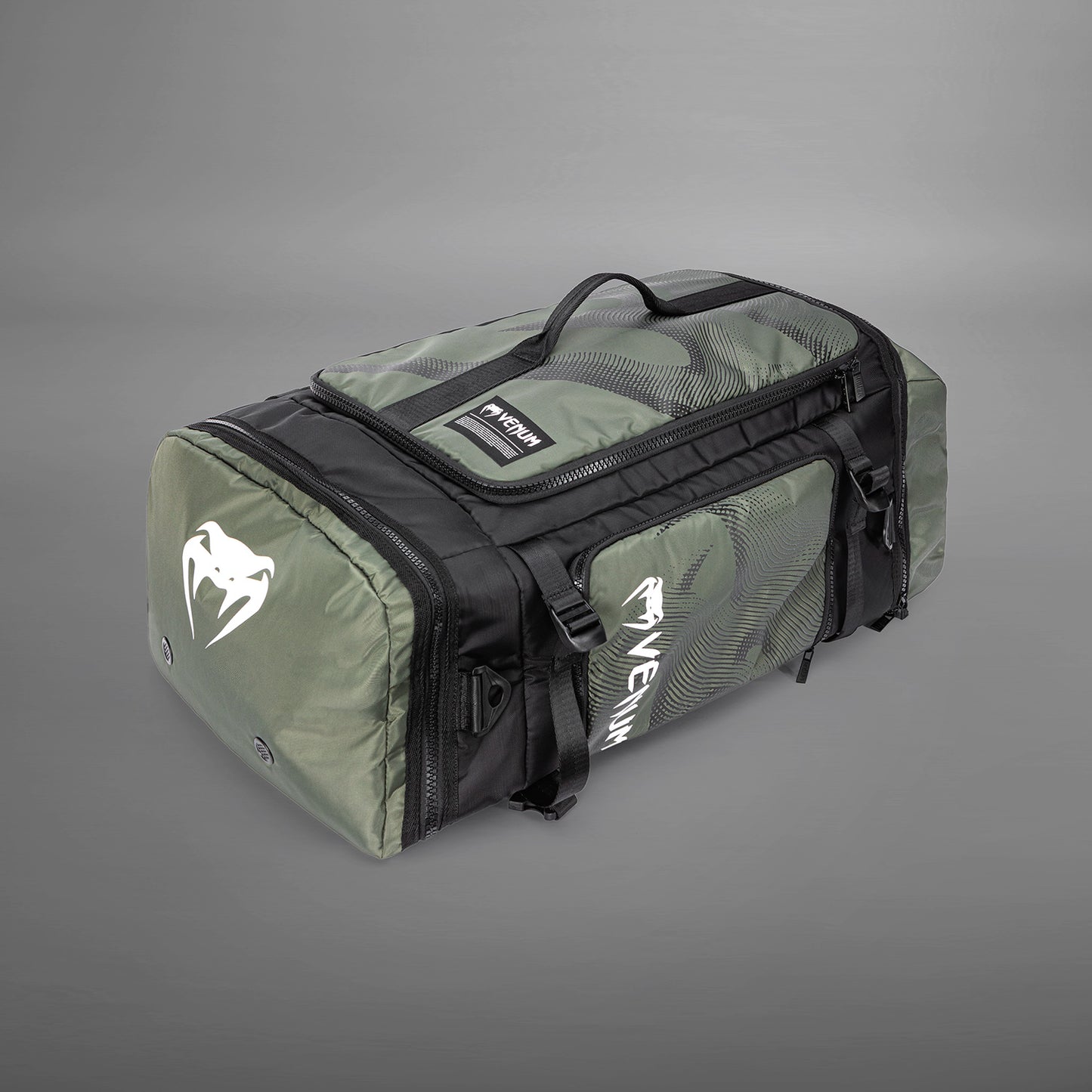 Venum Trainer Hybrid 스포츠백 – 아미 그린