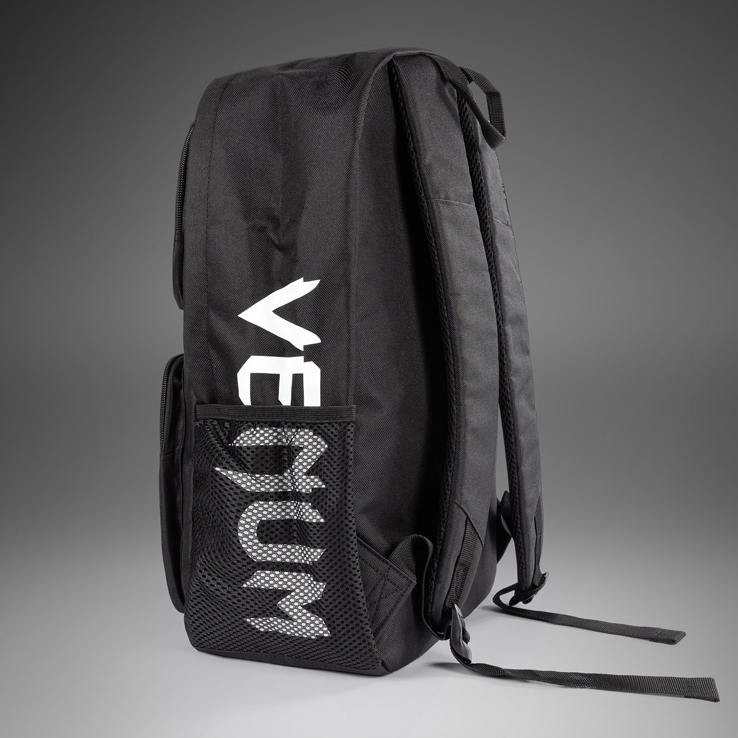Venum Essential 백팩 (20-25L) – 블랙