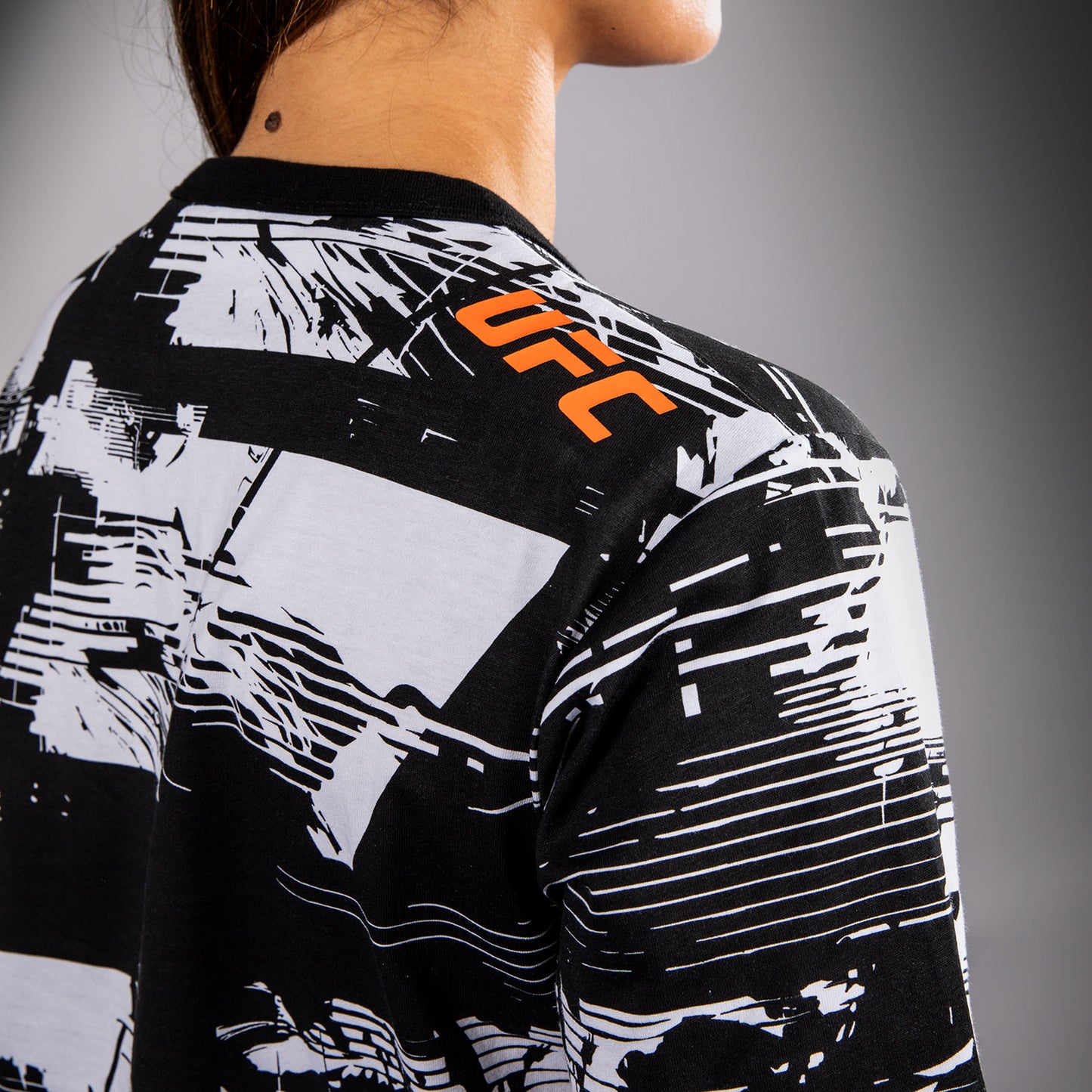 Women's UFC Zenith by Venum 화이트 반팔 티셔츠