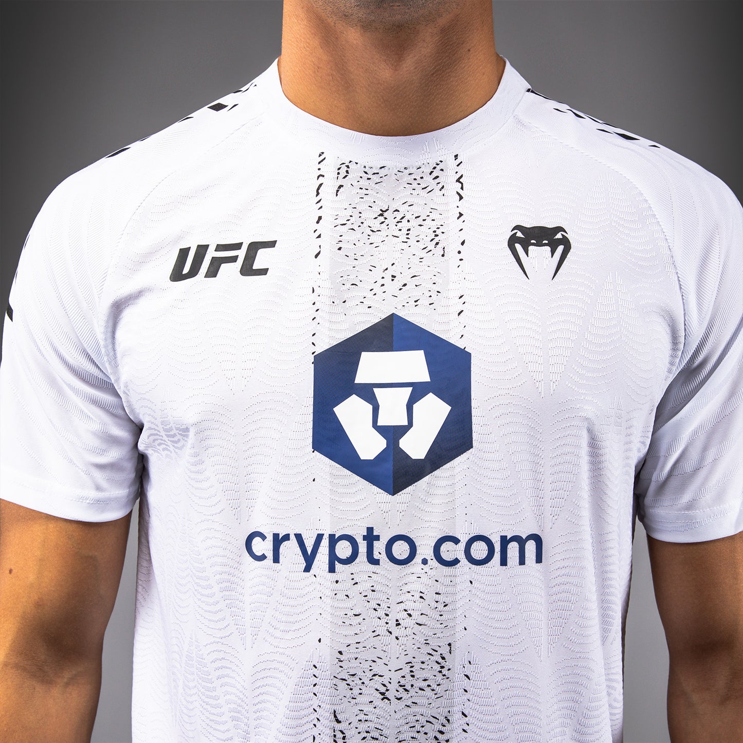 남성용 UFC Zenith by Venum 화이트 어센틱 파이트 나이트 워크아웃 저지