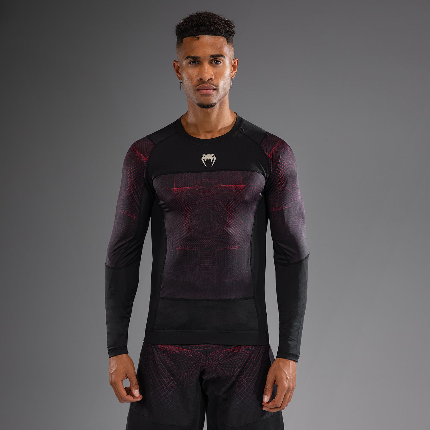 Venum G-Fit Air 남성용 긴팔 래쉬가드 – 딥 블랙/파이어 레드