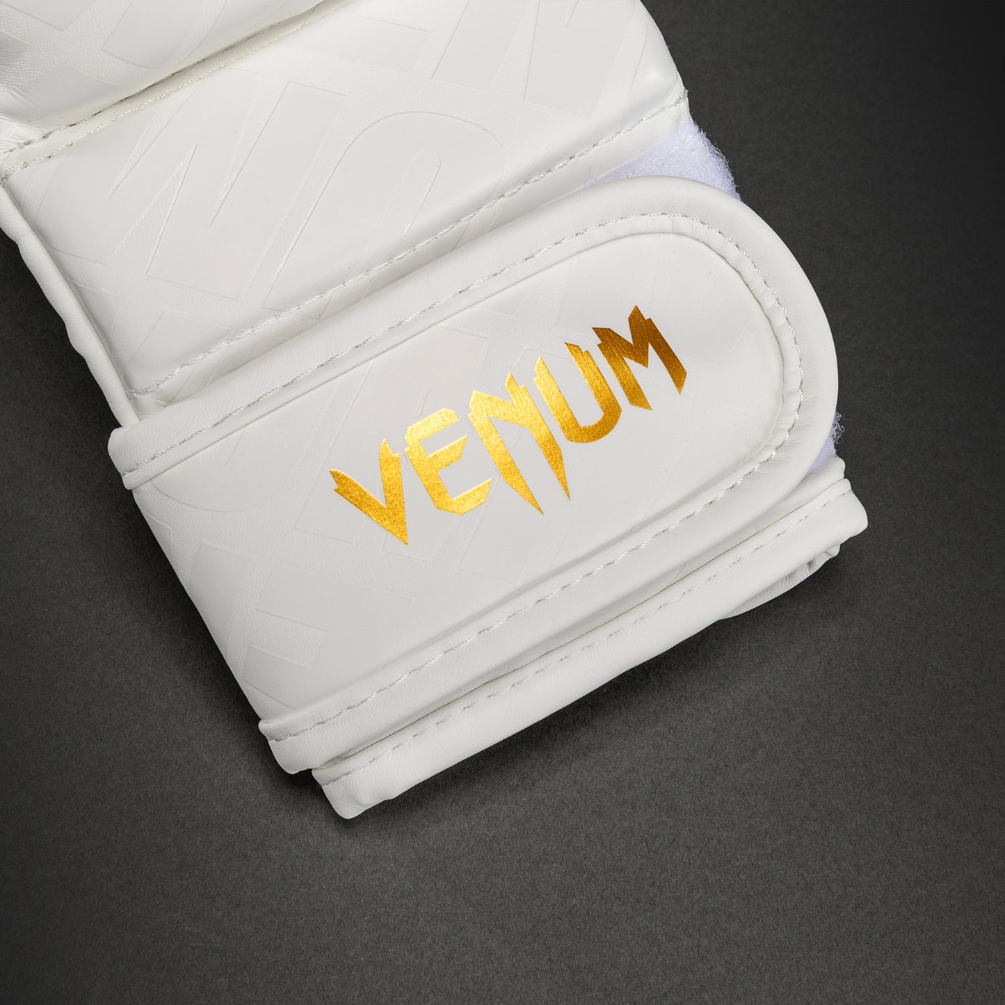 Venum Contender 1.5 XT 3D 스파링 글러브 - 화이트/골드