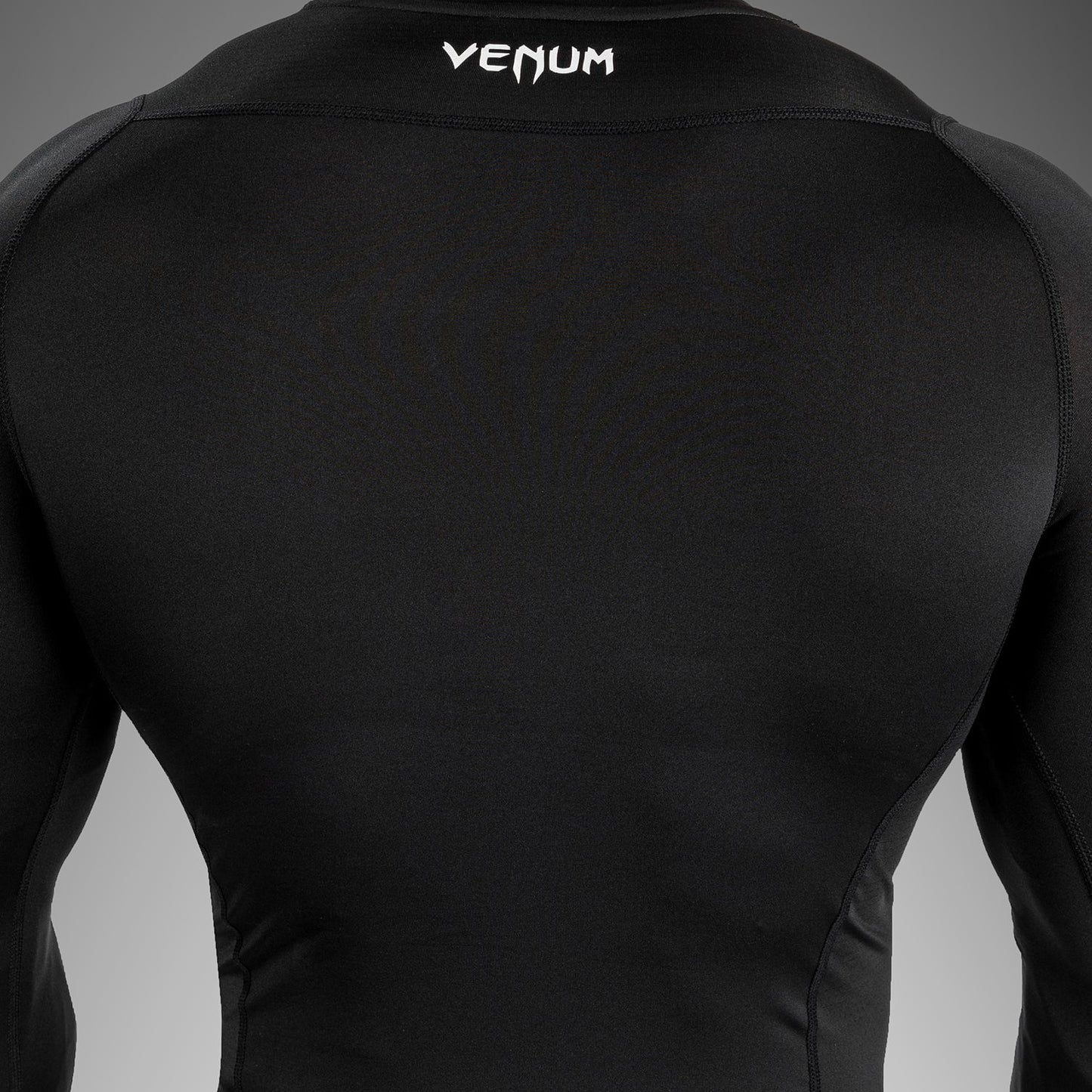 Venum Attack 남성용 긴팔 래쉬가드 – 블랙/그레이
