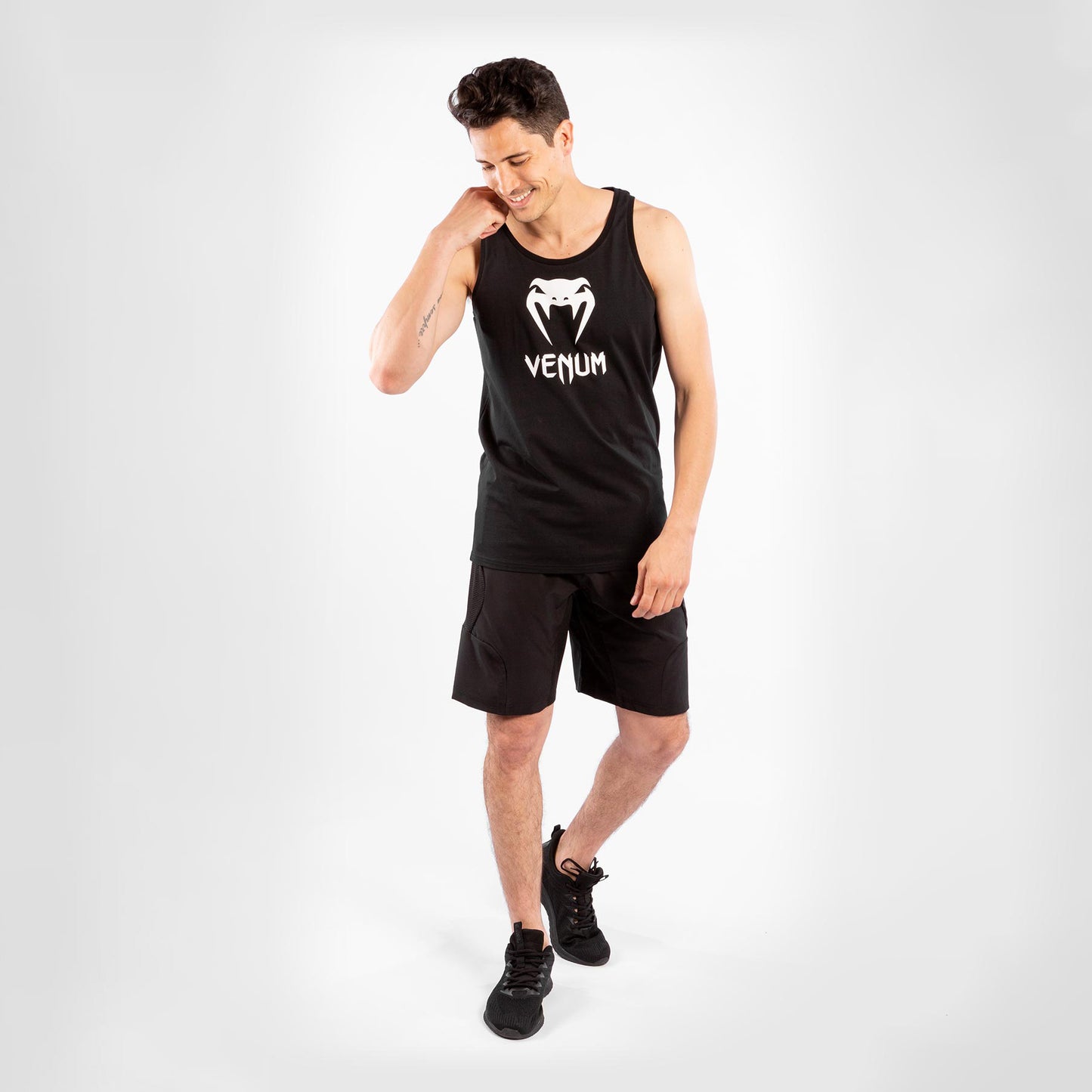 Venum Classic 탱크탑 – 블랙