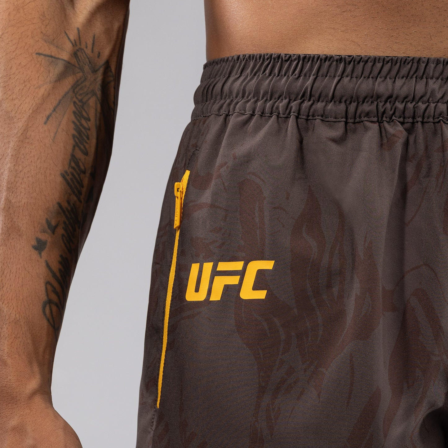 UFC Fusion by Venum Fight Week 남성용 퍼포먼스 쇼츠 – 어던 브라운