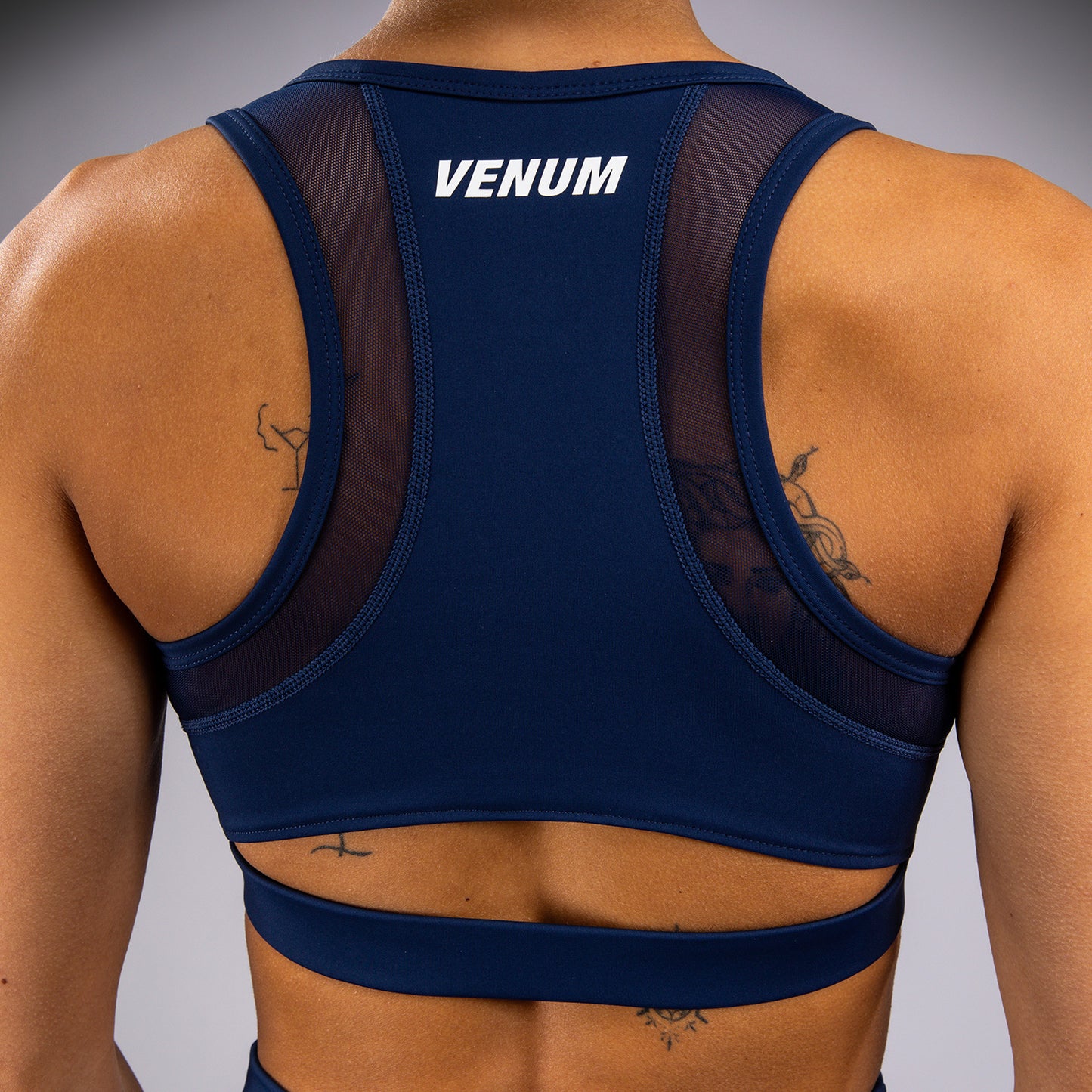 Venum Aero XT 스포츠 브라 – 인디고 핑크