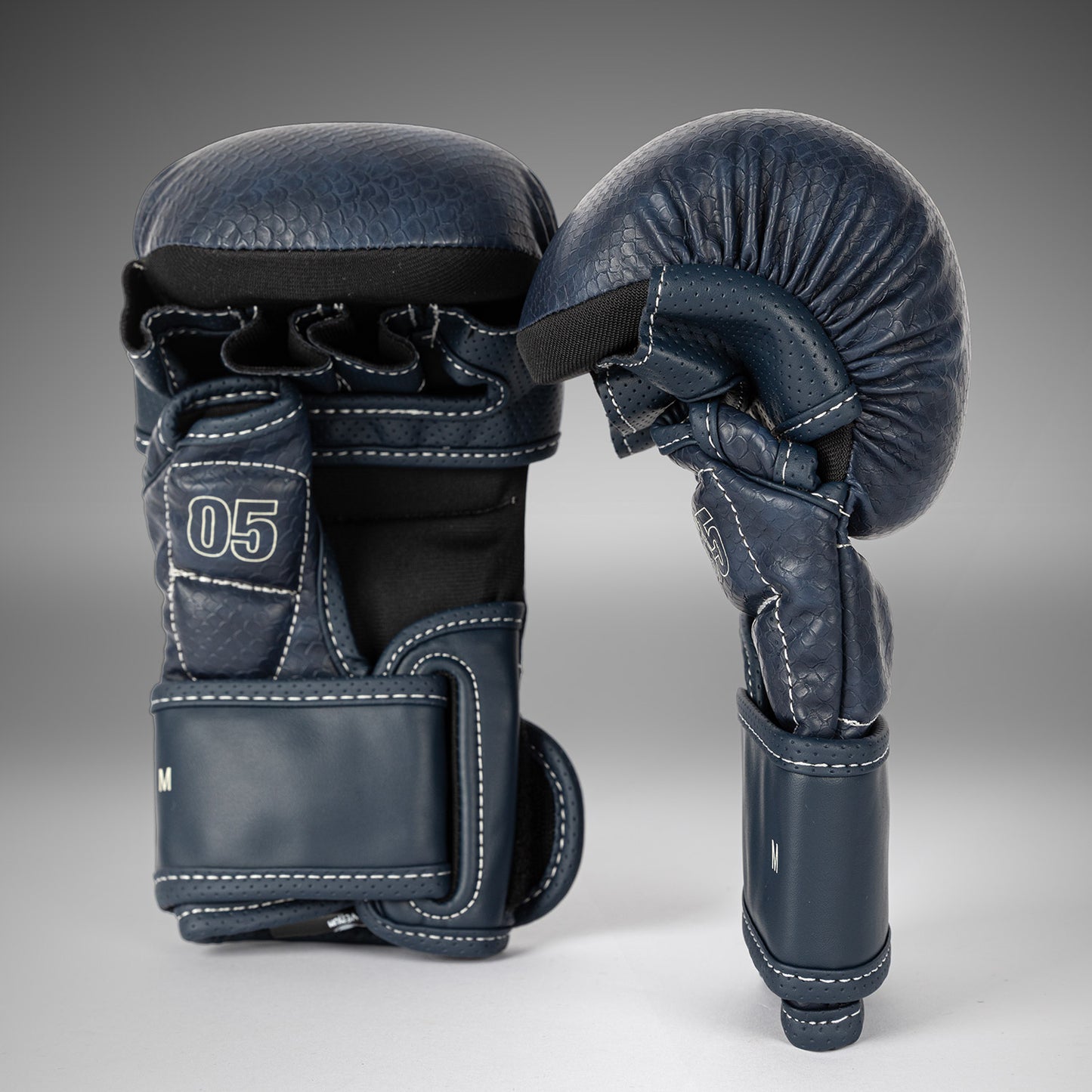 Venum Impact Evo Scales MMA 스파링 글러브 – 미드나잇 블루