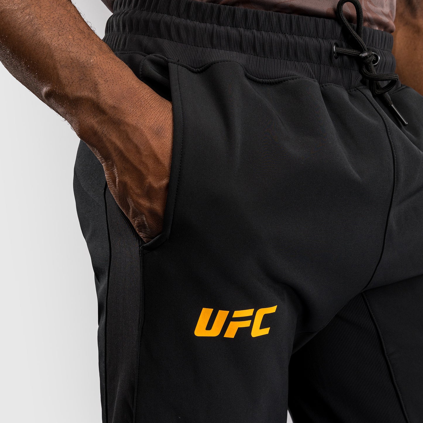 UFC Fusion by Venum Fight Week 남성 팬츠 – 챔피언